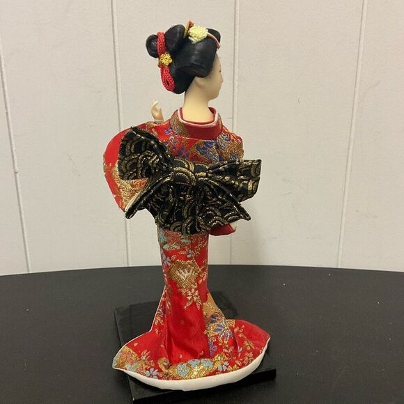 Vintage Antique 1940s Japanese Geisha Doll in Red & Gold Kimono 9” Cloth… - Picture 7 of 12